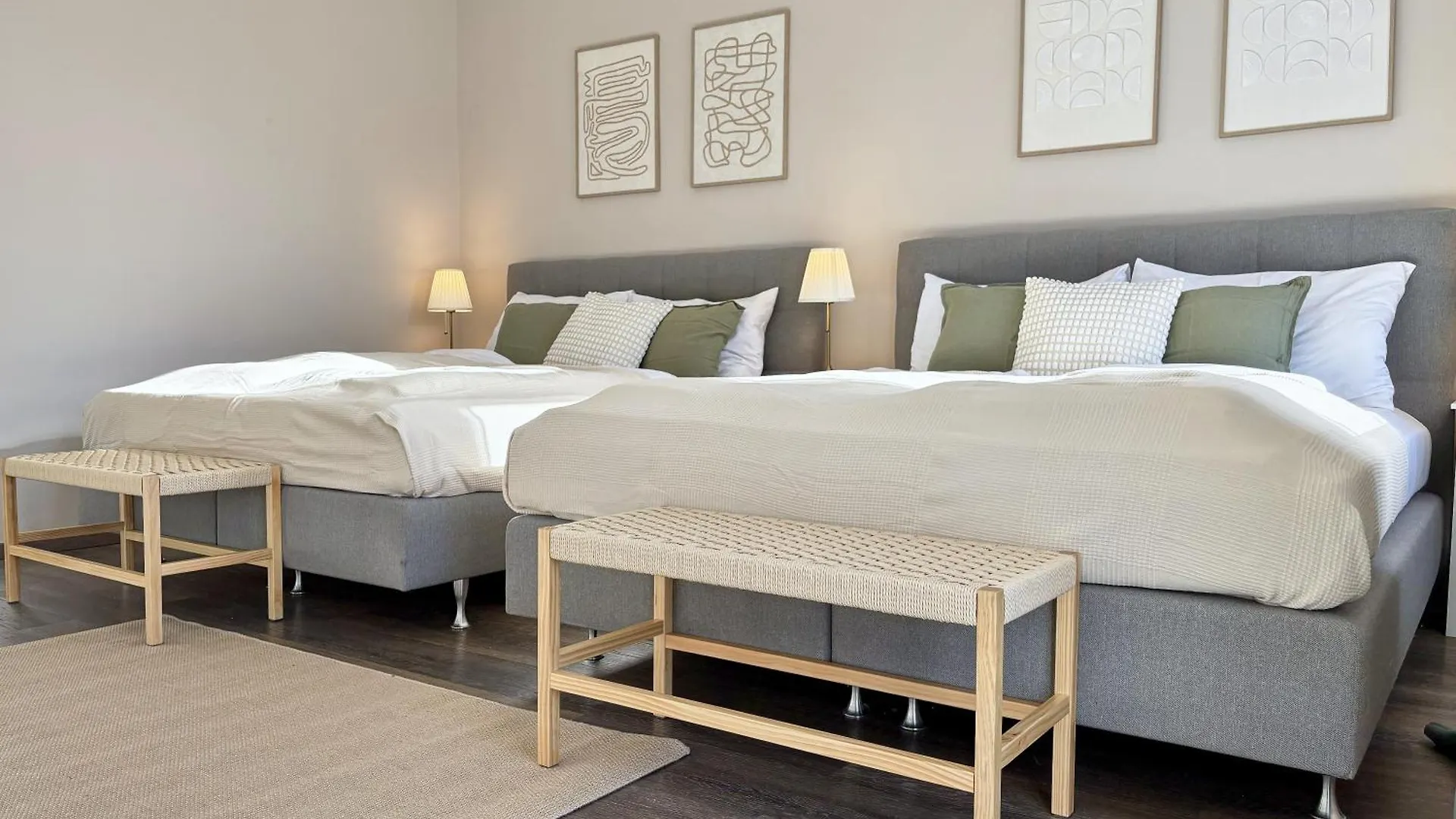 Apartment Balkon I Close To S-Bahn I 5 Minutes To Mall Vienna Austria