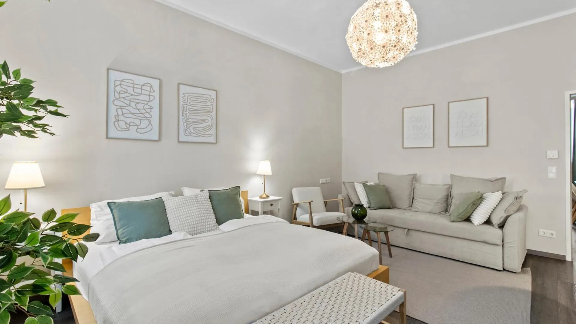 Balkon I Close To S-Bahn I 5 Minutes To Mall Viena Austria